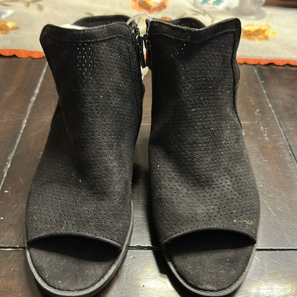 Steve Madden open toe bootie